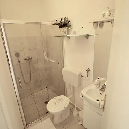 Tila Apartman